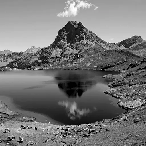 illustration: lake