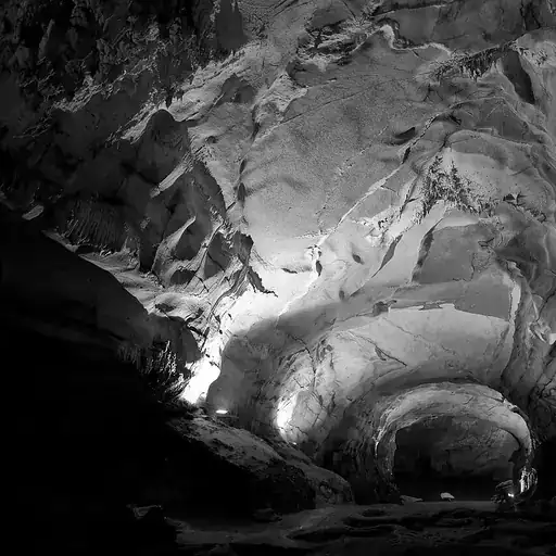 illustration: cave
